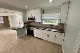 2248 SW 34th Ave, Fort Lauderdale, FL 33312 - Photo 9