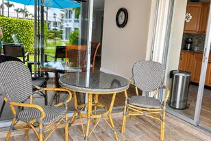 18 Colonial Club Dr, Boynton Beach, FL 33435 - Photo 15