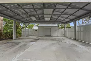 576 SW Rustic Cir, Stuart, FL 34997 - Photo 37