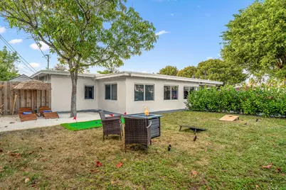 3961 NE 10th Avenue, Oakland Park, FL 33334 - Photo 21