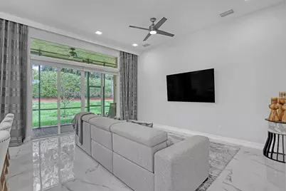 10673 Richfield Way, Boynton Beach, FL 33437 - Photo 9