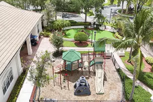 6206 Myrtlewood Cir W, Palm Beach Gardens, FL 33418 - Photo 25