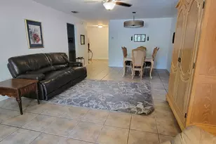 12738 Peconic Ct, Wellington, FL 33414 - Photo 5