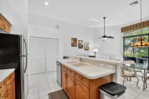4553 Barclay Fair Way, Wellington, FL 33449 - Photo 15