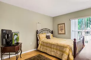 9720 SW 12th St, Pembroke Pines, FL 33025 - Photo 15