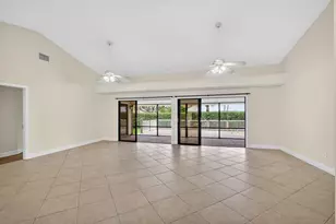 10420 SE Jupiter Narrows Dr, Hobe Sound, FL 33455 - Photo 9