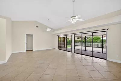 10420 SE Jupiter Narrows Drive, Hobe Sound, FL 33455 - Photo 17