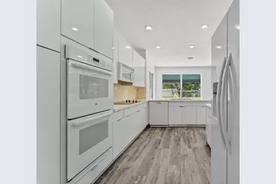10749 Nashville Drive, Cooper City, FL 33026 - Photo 9