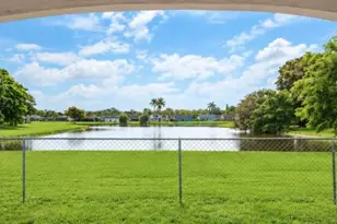 5223 W Canal Cir Circle W, Lake Worth, FL 33467 - Photo 3