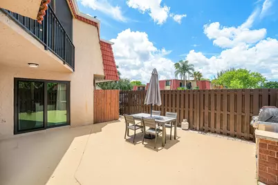 22910 Oxford Place #D, Boca Raton, FL 33433 - Photo 3