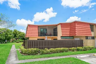 22910 Oxford Pl, Boca Raton, FL 33433 - Photo 1