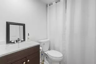 22910 Oxford Pl, Boca Raton, FL 33433 - Photo 9