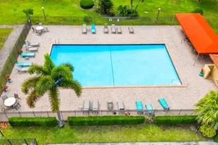 22910 Oxford Pl, Boca Raton, FL 33433 - Photo 29