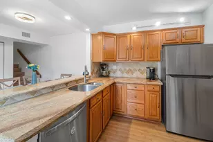 22910 Oxford Pl, Boca Raton, FL 33433 - Photo 15