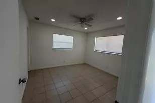 443 SE 13th Ct, Deerfield Beach, FL 33441 - Photo 11