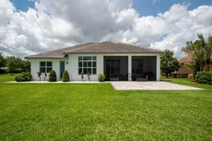 8220 Halbert Ln, Vero Beach, FL 32968 - Photo 25