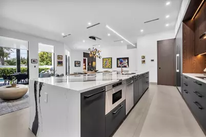 300 NE 21st Court, Wilton Manors, FL 33305 - Photo 13