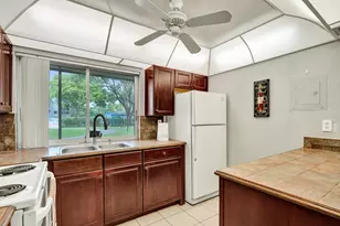 9080 Lime Bay Blvd, Tamarac, FL 33321 - Photo 7