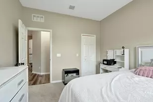 757 SW Jacoby Ave, Port Saint Lucie, FL 34953 - Photo 37