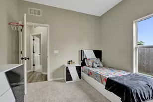 757 SW Jacoby Ave, Port Saint Lucie, FL 34953 - Photo 41