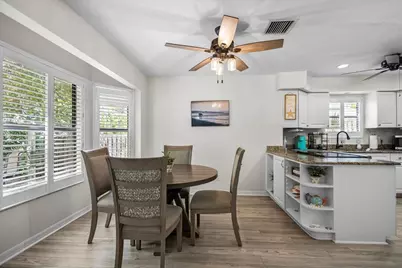 2250 SE Country Club Lane, Stuart, FL 34996 - Photo 7