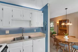 105 Spring Lake Ct, Vero Beach, FL 32962 - Photo 7