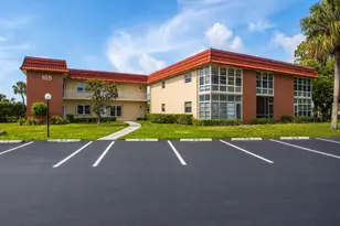 105 Spring Lake Ct, Vero Beach, FL 32962 - Photo 1