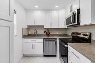 160 Tuscany C, Delray Beach, FL 33446 - Photo 11