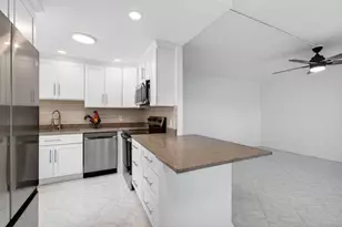 160 Tuscany C, Delray Beach, FL 33446 - Photo 9