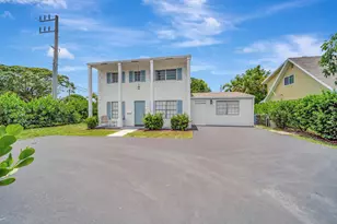 3821 NE 16th Ave, Oakland Park, FL 33334 - Photo 9