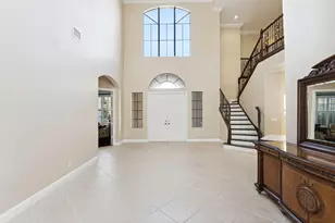 10380 Trianon Pl, Wellington, FL 33449 - Photo 3