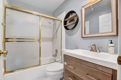 14 Via De Casas #104, Boynton Beach, FL 33426 - Photo 13