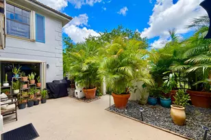 359 Prestwick Cir, Palm Beach Gardens, FL 33418 - Photo 21