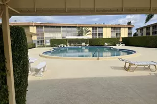 500 Village Green Cir W, Palm Springs, FL 33461 - Photo 7