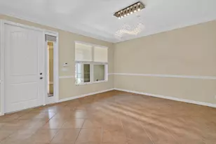 10519 Longleaf Ln, Wellington, FL 33414 - Photo 15