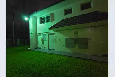 20337 NE 2nd Avenue, Miami, FL 33179 - Photo 23