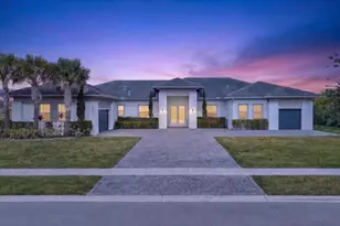 2010 Meadows Dr, Davie, FL 33324 - Photo 1