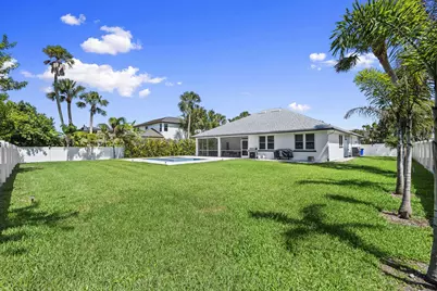 8361 SE Pilots Cove Terrace, Hobe Sound, FL 33455 - Photo 11