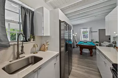 140 SE 9th Avenue, Boynton Beach, FL 33435 - Photo 7