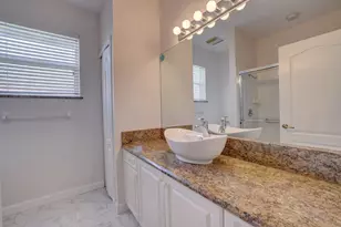 8028 Plantation Lakes Dr, Port Saint Lucie, FL 34986 - Photo 27