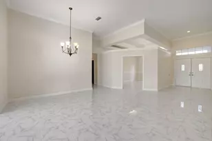 8028 Plantation Lakes Dr, Port Saint Lucie, FL 34986 - Photo 7