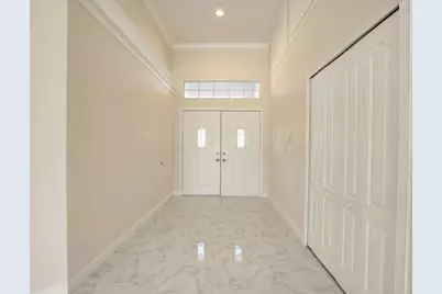 8028 Plantation Lakes Drive, Port Saint Lucie, FL 34986 - Photo 3