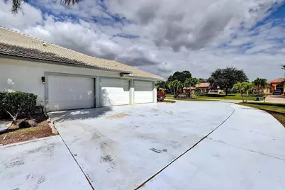 8028 Plantation Lakes Drive, Port Saint Lucie, FL 34986 - Photo 51