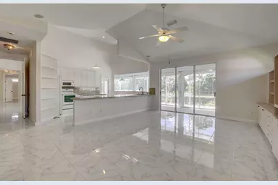 8028 Plantation Lakes Drive, Port Saint Lucie, FL 34986 - Photo 11