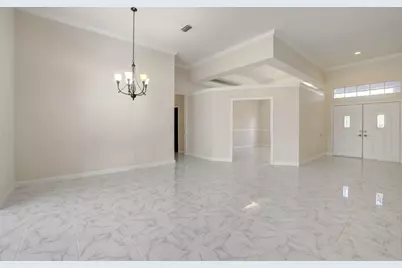 8028 Plantation Lakes Drive, Port Saint Lucie, FL 34986 - Photo 7