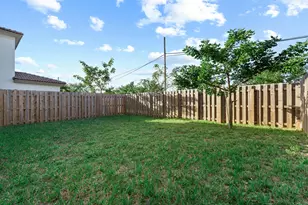 2405 NW 131st Cir, Miami, FL 33167 - Photo 25