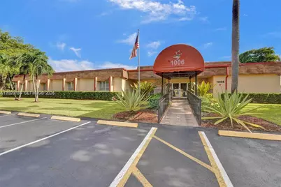 1015 Country Club Drive #307, Margate, FL 33063 - Photo 5