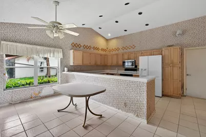 2825 NW 29th Drive, Boca Raton, FL 33434 - Photo 9