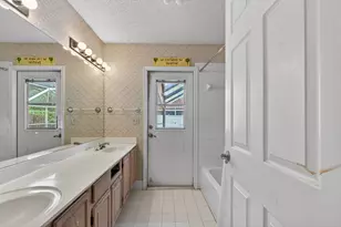 2825 NW 29th Dr, Boca Raton, FL 33434 - Photo 41