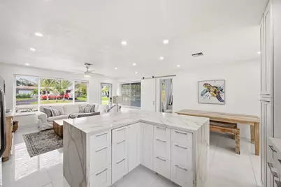 817 SE 16th Street, Deerfield Beach, FL 33441 - Photo 15